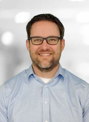 portrait of Matthew Lee